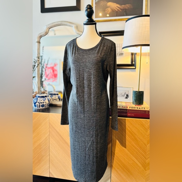 H&M Basics T-Shirt Dress Large - Picture 6 of 12